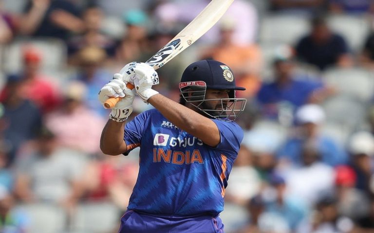 IND vs NZ: ऋषभ पंत लगातार तीसरे ODI में भी हुए फ्लॉप, भड़के फैंस ने ट्विटर पर किया ट्रोल