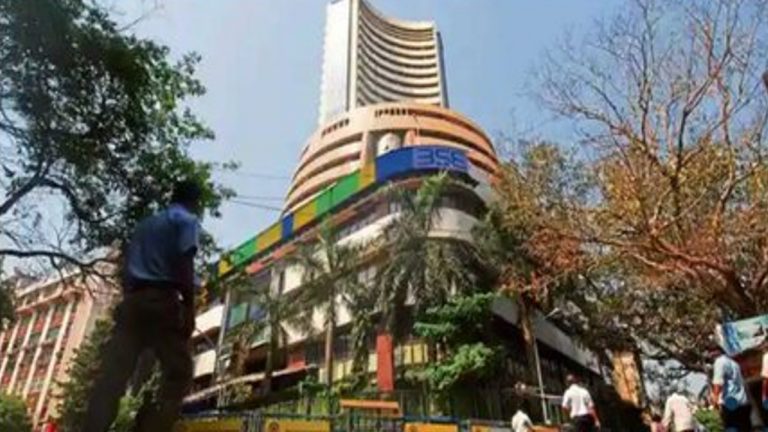 Stock Market: लगातार दूसरे दिन सुस्त रहा बाजार, आईटी, बैंक शेयरों में रही बिकवाली, सेंसेक्स 107 अंक टूटा