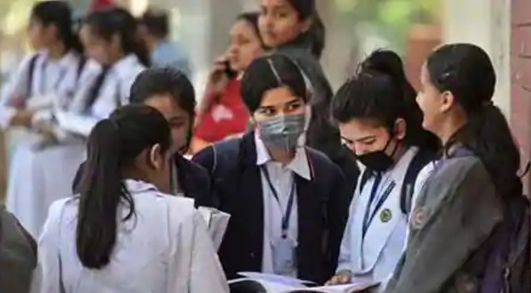 CBSE : नये शैक्षणिक सत्र के लिए नया सिलेबस जारी, सिलेबस में कोई कटौती नहीं