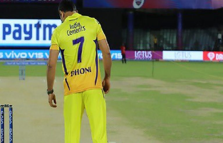 सोशल मीडिया पर की गयी टिप्पणी के बाद महेंद्र सिंह धौनी के आवास की सुरक्षा बढ़ी