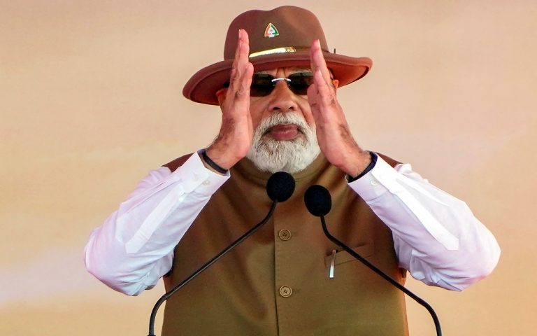 Pulwama Attack: ‘उनकी शहादत विकसित भारत बनाने के लिए करता है  प्रेरित’, PM मोदी समेत कई नेताओं ने किया ट्वीट