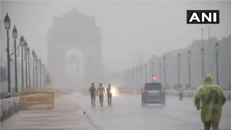 दिल्ली में झमाझम बारिश ने मौसम किया सुहाना, जानें दिल्ली में कब दस्तक देगा मानसून दिल्ली में झमाझम बारिश ने मौसम किया सुहाना, जानें दिल्ली में कब दस्तक देगा मानसून