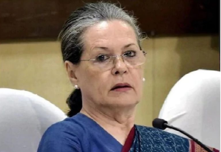 सोनिया गांधी ने पीएम मोदी से  कहा, सरकार आश्वासन दे कि लद्दाख में स्थिति सामान्य रहेगी
