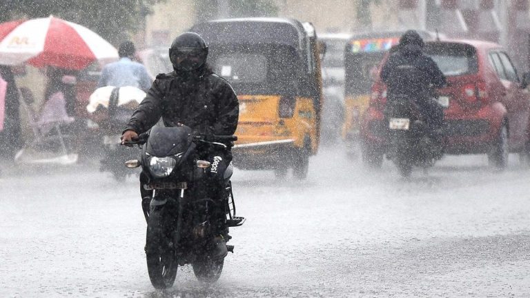 UP Weather Forecast: यूपी में 25 अगस्त तक होगी भारी बारिश, जानें आपके शहर में कैसा रहेगा मौसम