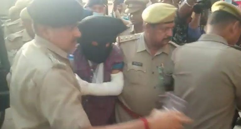 Gorakhnath Temple Attack: मंदिर पर हमला करने वाला मुर्तजा के लैपटॉप में मिला आतंक का जखीरा, एक्शन में ATS