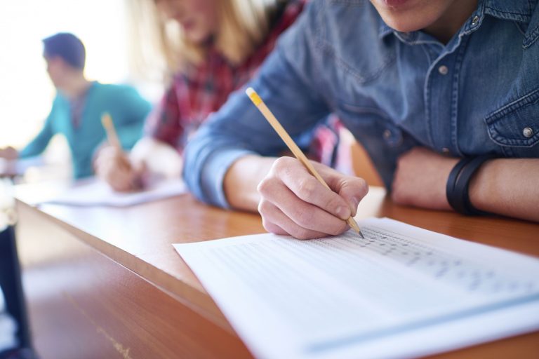 JEE Main 2021: जेईई मेन ने हटाया नोटिफिकेशन, परीक्षा शेड्यूल में हो सकता है बदलाव