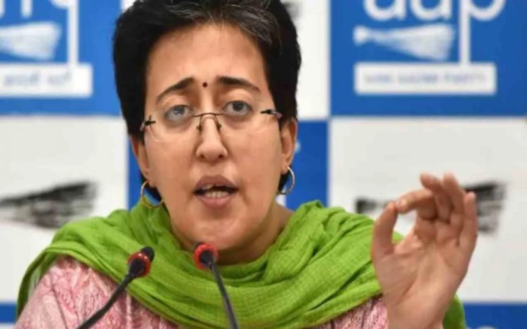 AAP: दिल्ली के बाढ़ पीड़ितों को हरसंभव आर्थिक मदद दे दिल्ली सरकार