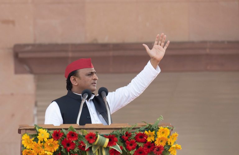 UP Chunav: सपा सुप्रीमो अखिलेश यादव बोले- 22 लाख युवाओं को देंगे IT सेक्टर में नौकरी, बांटेंगे लैपटॉप