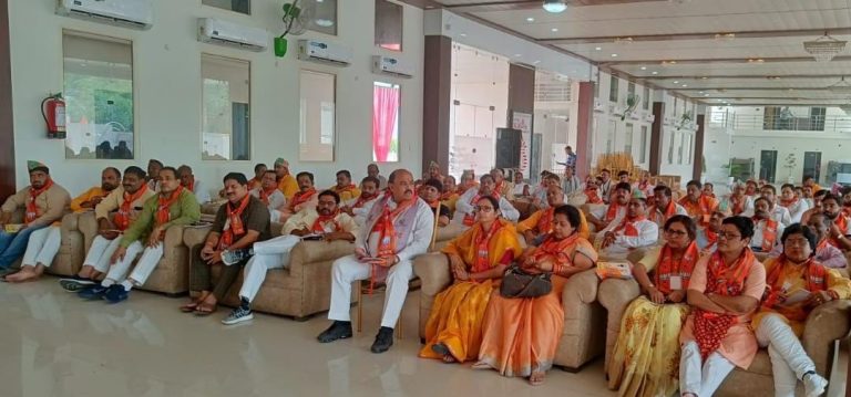अलीगढ़ में भाजपा की 3 दिवसीय प्रशिक्षण पाठशाला शुरू, कैबिनेट मंत्री कार्यकर्ताओं को बताएंगे BJP का इतिहास