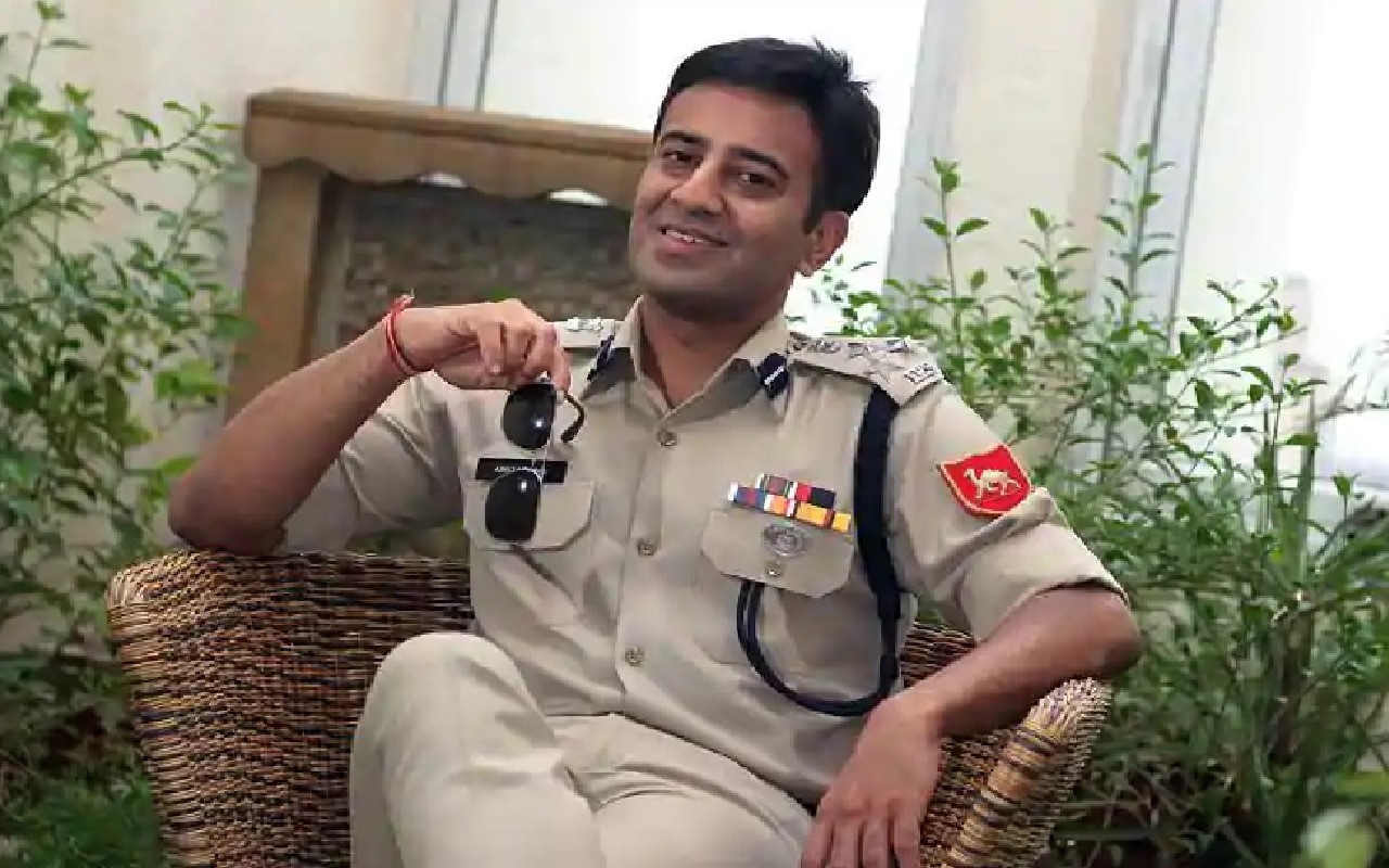ips amit-lodha