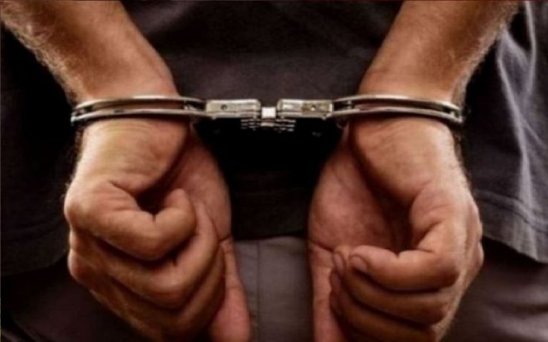 भागलपुर: सिपाही भर्ती परीक्षा में ब्लूटुथ डिवाइस लगा कर रहे थे चोरी, पांच अभ्यर्थी और एक छात्रा गिरफ्तार