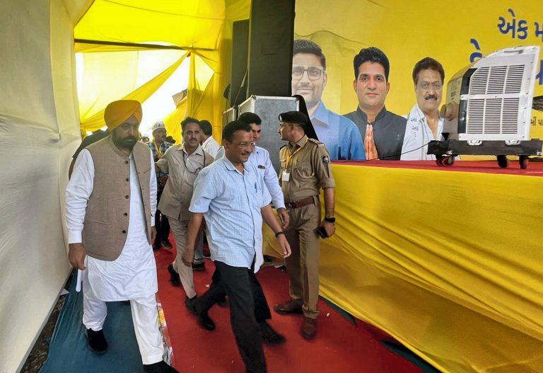 Gujarat Election 2022: गुजरात में ‘आप’ भारी बहुमत से जीतेगी, खुफिया जानकारी के हवाले से बोले केजरीवाल