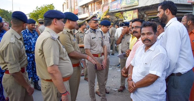 बरेली में सावन-मुहर्रम के आगाज से पहले अलर्ट, प्रशासन ने लगाई धारा-144, जानें क्या हैं पाबंदियां…