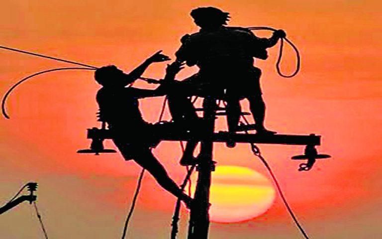बिहार में 3.61 करोड़ रुपये की बिजली चोरी, विद्युत विभाग को जुगाड़ मशीन से लगाया चूना, जानिए कैसे हुआ खुलासा?