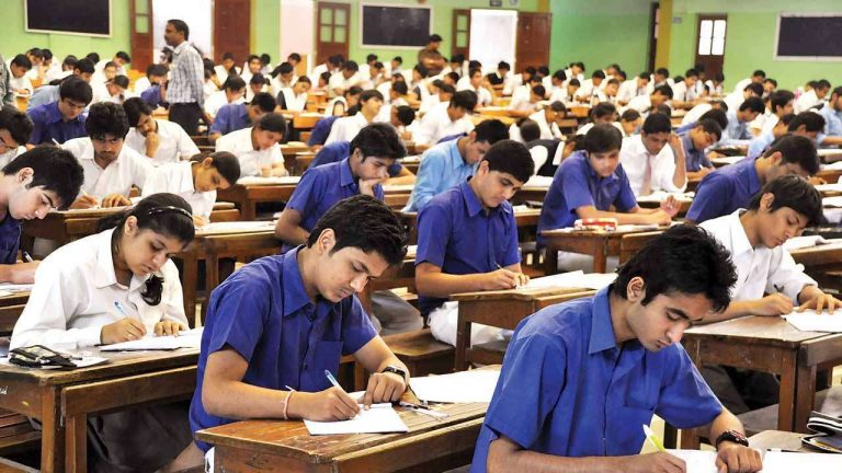 Kanpur News: जिले में 93 हजार छात्र यूपी बोर्ड की परीक्षा में होंगे शामिल, 27 को जारी हो सकती केंद्रों की सूची