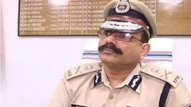 डीजीपी एसके सिंघल ने किया पटना के थानों का औचक निरीक्षण, गांधी मैदान के थानेदार ऑन-स्पॉट सस्पेंड