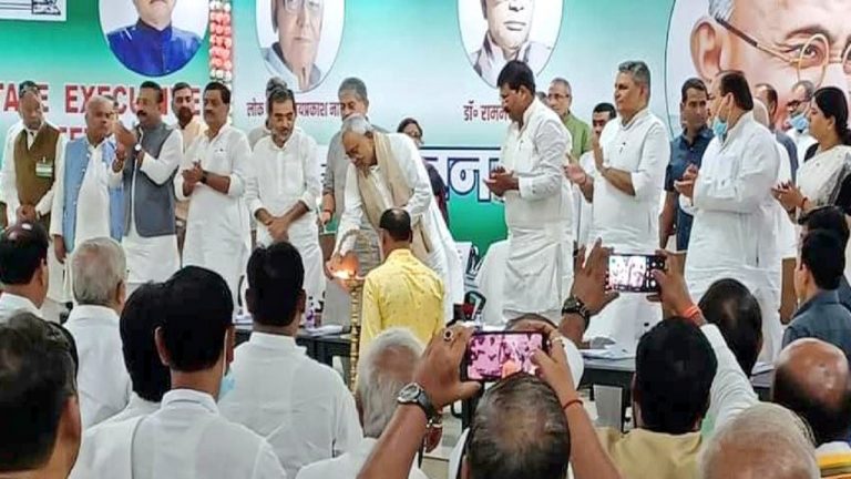JDU राज्य कार्यकारिणी की बैठक में ये अहम प्रस्ताव हुए पास, CM नीतीश की भूमिका को लेकर बनाई गई खास रणनीति