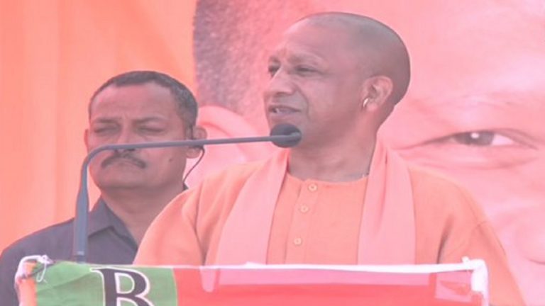 UP News: कानपुर में सीएम योगी के सभा स्थल को लेकर असमंजस, वाल्मीकि जयंती पर होना है अनुसूचित वर्ग का सम्मेलन
