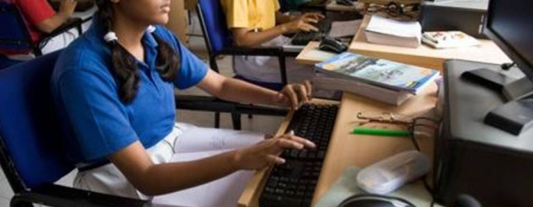 computer eduction in jharkhand : झारखंड में समग्र शिक्षा अभियान, एक स्कूल में लगाये जायेंगे 10 कंप्यूटर