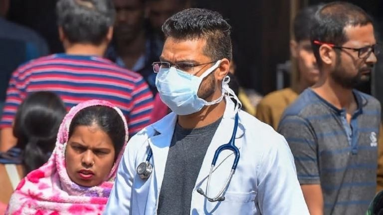 Coronavirus in Bihar : 24 घंटे में कोरोना से चार की मौत, पटना में एमबीबीएस स्टूडेंट, डॉक्टर समेत 372 नये संक्रमित