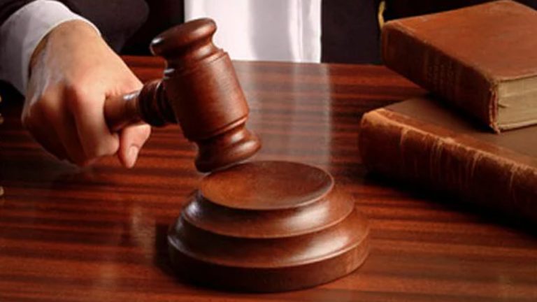 आगरा: कोर्ट में 24 गवाह मुकरने से हर्ष फायरिंग का आरोपी बरी, गोली लगने से हुई थी युवक की मौत