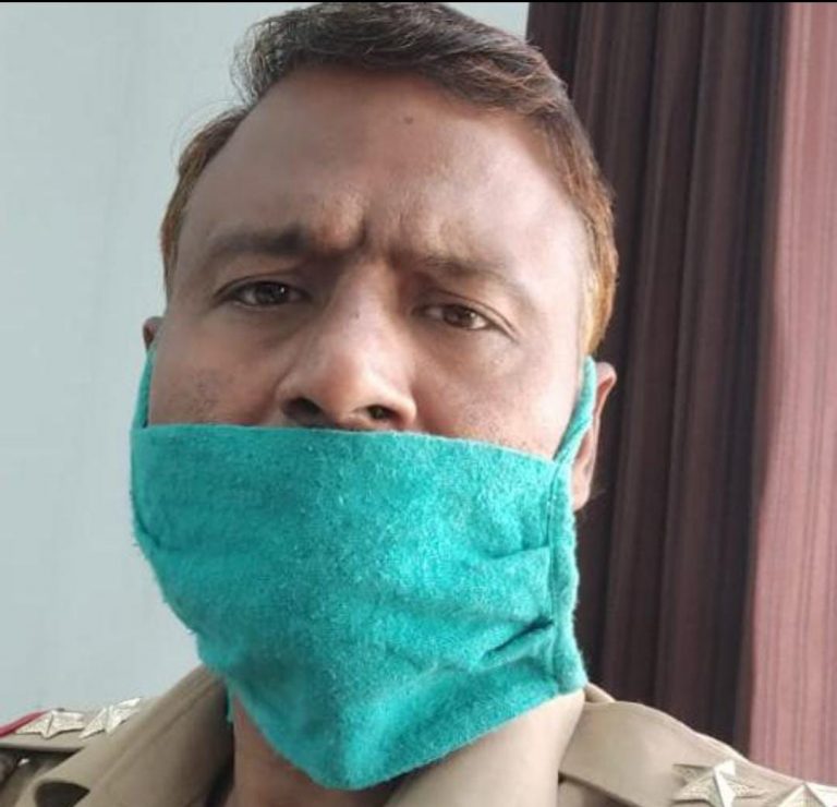 आगरा में दहेज की गंभीर धाराओं को हटाने के लिए दरोगा ने ली रिश्वत, SSP ने ल‍िखाई FIR, दरोगा 5 दिन से फरार