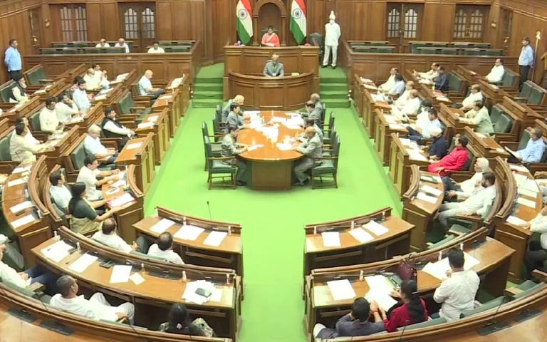 Delhi Election 2025: कम मार्जिन से हारी सीट पर आप और भाजपा की है विशेष तैयारी