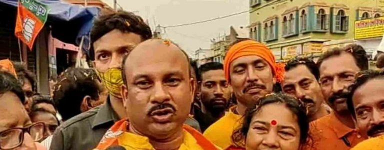 Bengal Election 2021 : बंगाल में पाकिस्तान बनाने वालों का 2 मई के बाद होगा एनकाउंटर, चुनावी रैली में बीजेपी जिलाध्यक्ष का विवादित बयान