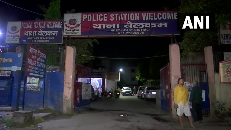 Delhi Violence: दिल्ली में बच्चों के झगड़े में भिड़े दो समुदाय, दोनों ओर से पत्थरबाजी,  हिरासत में 37 लोग