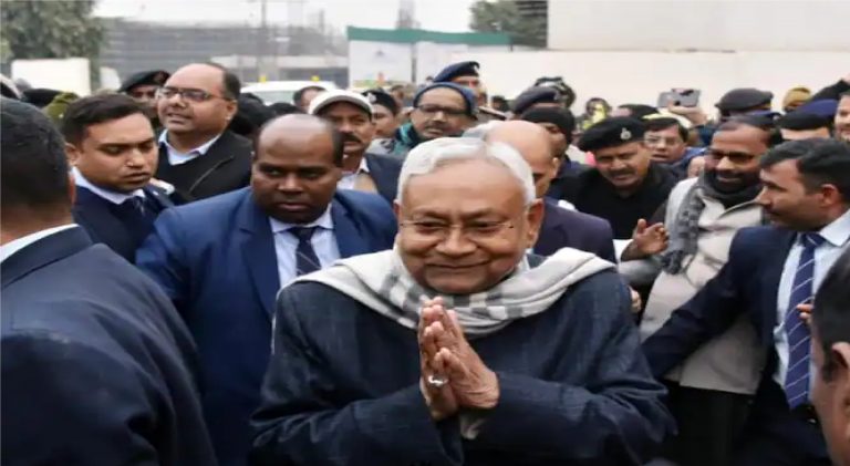 Samadhan Yatra: नवादा के भगवानपुर में पहुंची सीएम की समाधान यात्रा, विकास कार्यों का ले रहे हैं जायजा