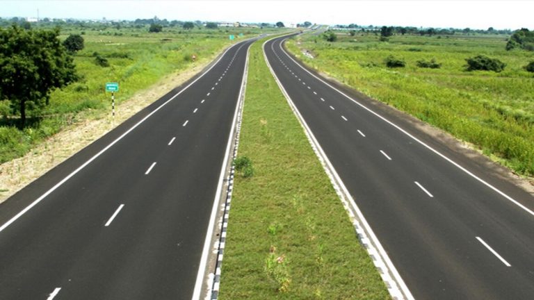 Bihar News: बगहा-छपवा सड़क बनेगी फोरलेन, एलिवेटेड रोड और पुल का भी होगा निर्माण