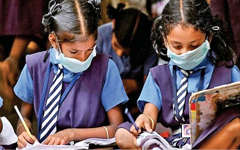 सीवान में लोन लेने गया था युवक, बैंक मैनेजर ने इतना डांटा की हार्ट अटैक से हो गयी मौत, ग्रामीणों ने किया बवाल