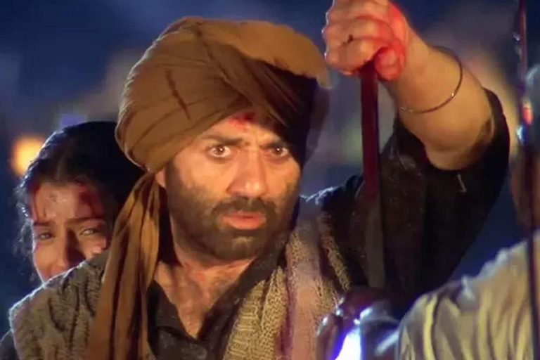 Gadar 2: सनी देओल के साथ इन अभिनेत्रियों ने काम करने से कर दिया था मना, लिस्ट में इस एक्ट्रेस का नाम सबसे ऊपर
