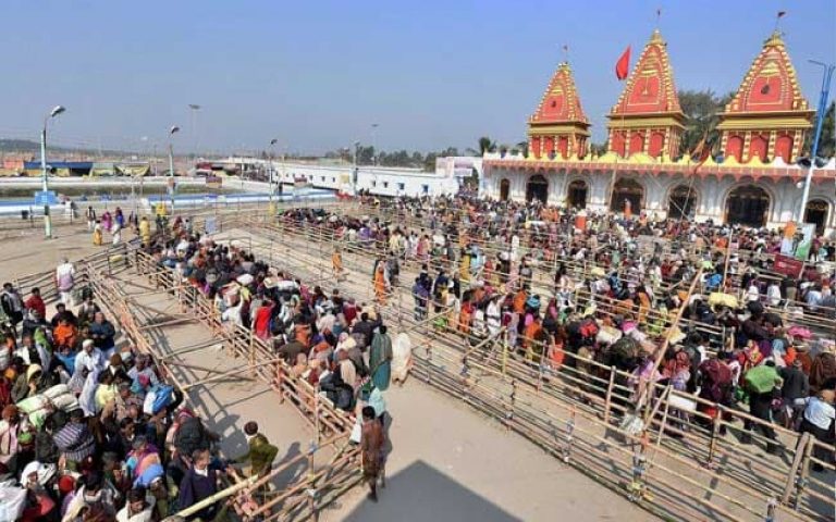 गंगासागर मेले में बनाये गए 10 हजार अस्थायी टेंट, श्रद्धालुओं को नहीं होगी दिक्कत, CM ममता बनर्जी बोलीं