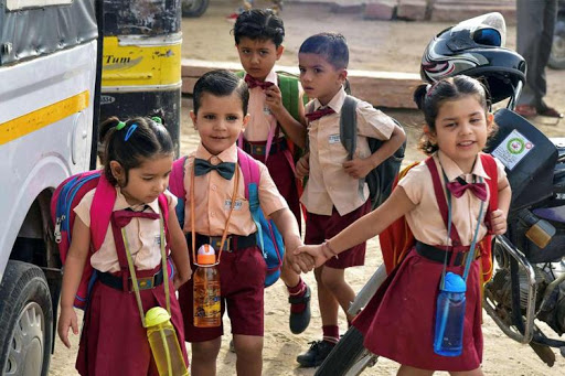 पटना के प्राइवेट स्कूलों को फिर से ऑनलाइन क्लास का निर्देश, कोरोना के नये वेरिएंट को लेकर शिक्षा विभाग सतर्क
