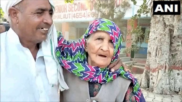 हरियाणा: ‘100 साल की हूं और यहां वोट देने पहुंची हूं’, सरपंच और पंच के चुनाव के लिए जोश में जनता