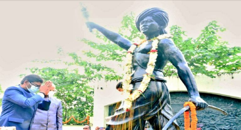 Jharkhand Foundation Day Live : खूंटी पहुंचे झारखंड के CM हेमंत सोरेन बोले-अब आपका अधिकार पहुंचेगा आपके द्वार