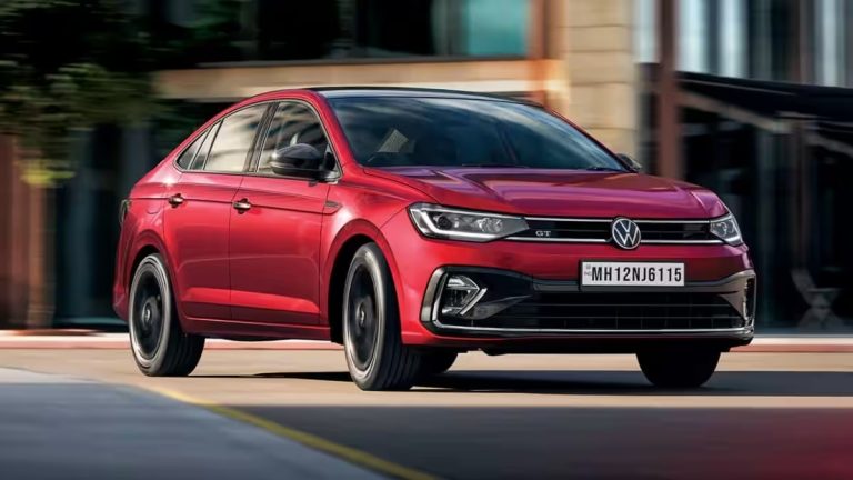 Volkswagen Virtus भारत में बिकने वाली सबसे सुरक्षित कारों में एक, जिसके स्लीक डिजाइन पर हैं सब फिदा!