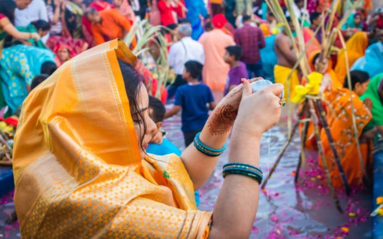 Chhath Mata ki Aarti: ‘जय छठी मईया… इस आरती के बिना अधूरी मानी जाती है छठ माता की पूजा