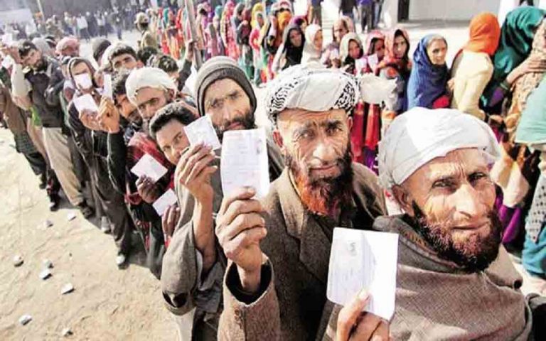 Jammu Kashmir: वापस लिया गया जम्मू से बाहर के नागरिकों को मतदाता बनाने का आदेश, जानिए क्या है पूरा मामला?