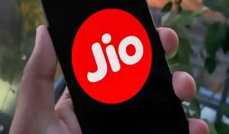 Jio के इस प्लान के आगे सब फेल! 44GB डेटा मात्र 219 रुपये में…
