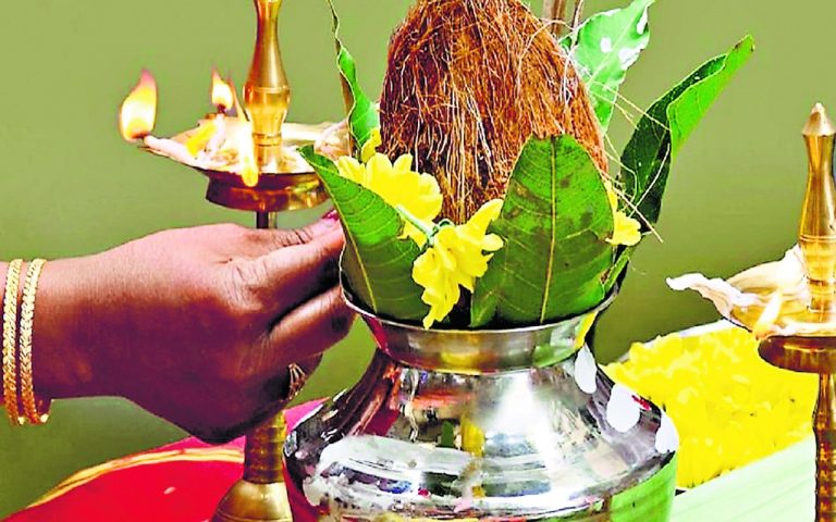 Navratri 2023: कलश स्थापना के साथ मां दुर्गा की होगी आराधना, हाथी पर आयेंगी मां दुर्गे, घोड़े पर होगी विदाई