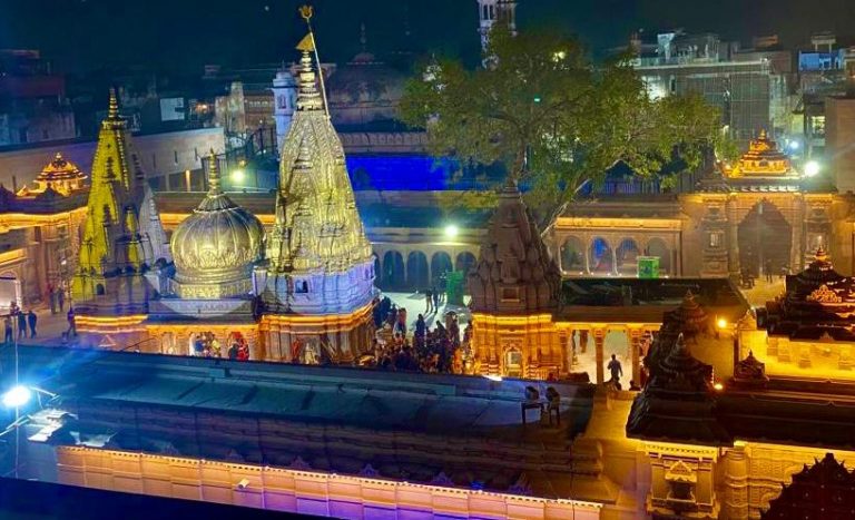 काशी विश्वनाथ कॉरिडोर के लोकार्पण के लिए तैयार है काशी, जानें शास्त्रानुसार वस्त्र धारण करने का तरीका
