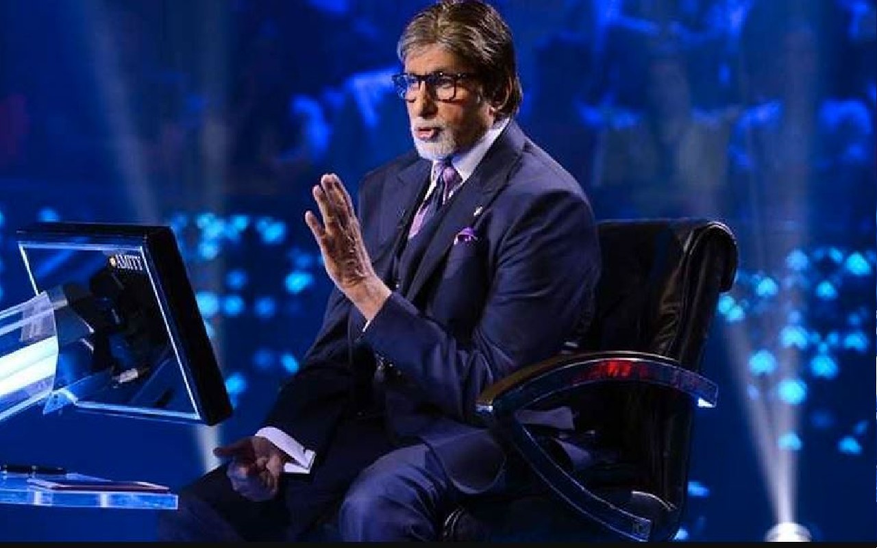 Amitabh Bachchan hosting Kaun Banega Crorepati 17