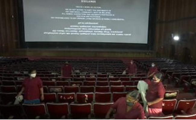 केरल में 50 प्रतिशत क्षमता के साथ फिर से खुलेंगे थियेटर, अब मलयालम के साथ देख सकेंगे हॉलीवुड की फिल्में