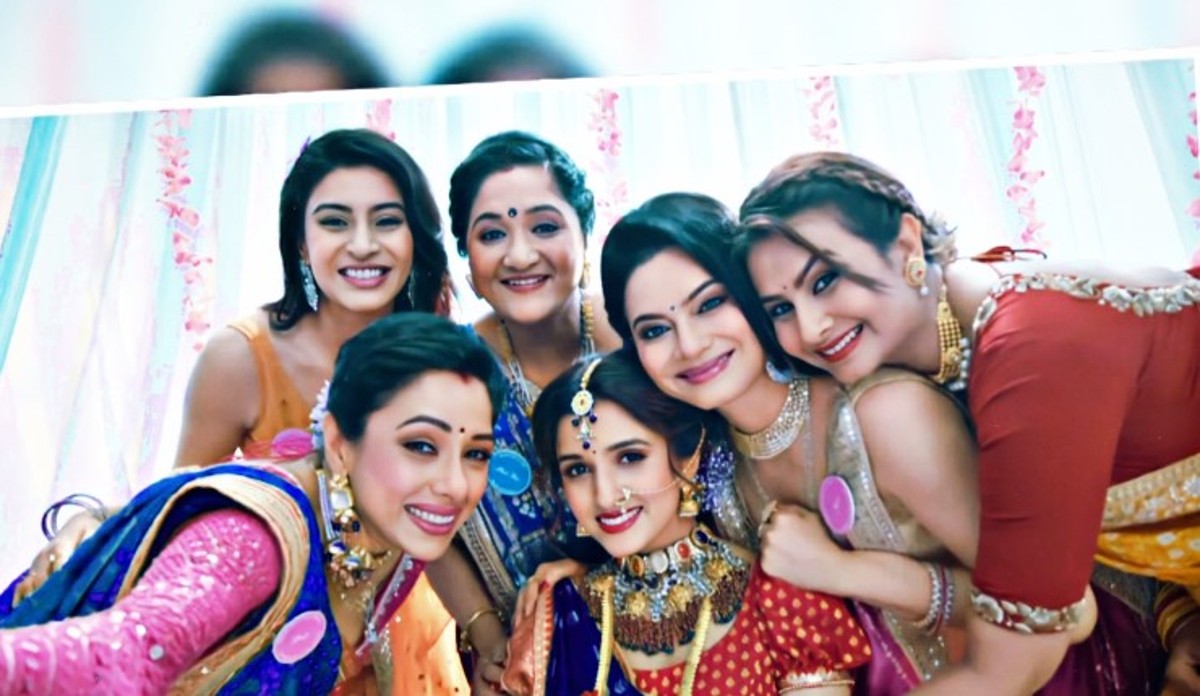 Anupama Written Update : किंजल के जॉब से पारितोष नाखुश, सुना दिया घरवालों के सामने ये फैसला