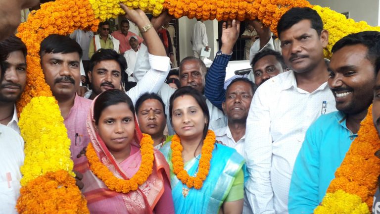 Jharkhand News: राम-लक्ष्मण के बीच चुनावी जंग में विजयी हुए राम, निर्मला देवी बनीं कोडरमा जिप उपाध्यक्ष