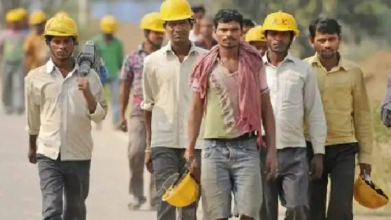 Unorganised Sector: अब 22 भाषाओं में उपलब्ध होगा ई-श्रम पोर्टल