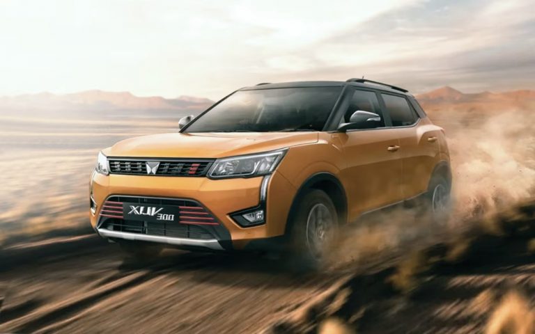 टेस्टिंग के दौरान दिखी Mahindra XUV 300 Facelift, ऑनगोइंग मॉडल से कितनी होगी अलग? जानें