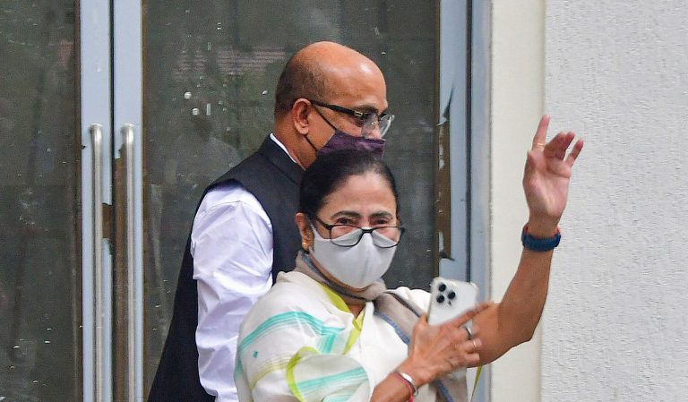 UP Election 2022: यूपी में ‘बबुआ’ की ‘बुआ’ नहीं, ‘दीदी’ करेंगी मदद, ममता बनर्जी कितनी होंगी कारगर?